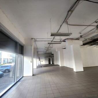 PRENÁJOM-Obchodné priestory 335 m2 s výkladmi do ulice-BA II - 7