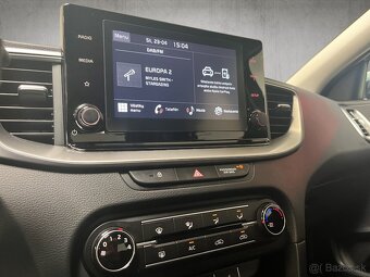 Predám KIA CEED 1,5 T - GDI, M6, Silver + Silver Pack - 7