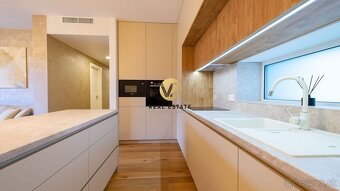 PROMENADA – Prenájom 3 izbový nadštandardný byt s 2 parkovac - 7