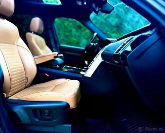 Land Rover Discovery 3.0d - 7