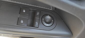 0pel Astra Cosmo 1.9 CDTi - 7