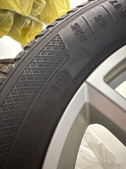 225/55 r17 zimné originál mazda - 7