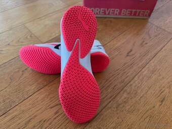 Detske halovky Puma UTRA MATCH LL IT + Mid Jr velkost 38.5 - 7