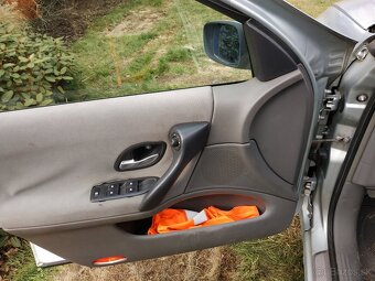 Renault Laguna 1,9 dci 88kw - 7
