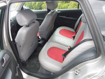 Škoda Fabia Combi 1,2i 12v 2007 - 7