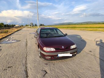 Renault Laguna 1.8 - 7