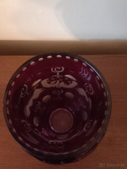 Veľká brúsená váza- rubínovo červené sklo - 7