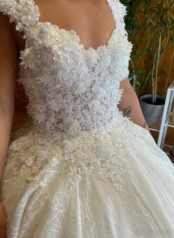 Krásne svadobné šaty - 7