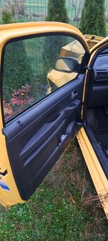 Predám len v celku volkswagen fox 1.2 - 7