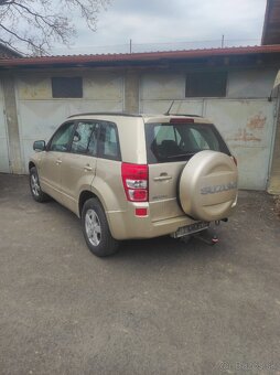 Suzuki Grand Vitara 2.0 4x4 benzín Zlatá metal - 7
