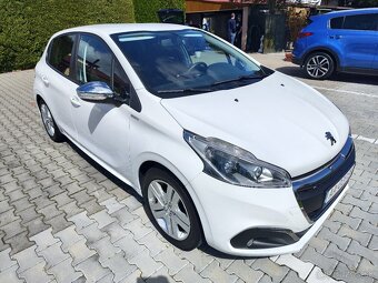 Peugeot 208 1.2 benzín - 7