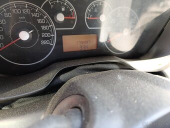 Grande Punto 1.4 t-jet 88kw - 7