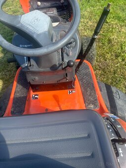 Traktorova kosacka Husqvarna - 7