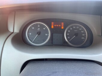 predám Opel Vivaro - 7