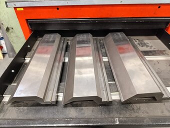 Ohraňovací lis CNC HYDRAULIC PRESS BRAKE - VIO HAP 170 30/25 - 7
