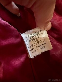 pravy zimny kozusinovy kabat-kozuch burgundy - 7