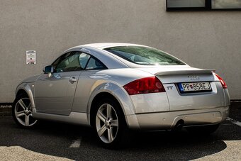 Audi TT Coupé 1.8T - 7