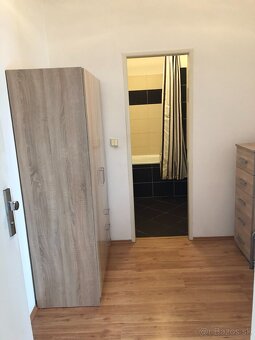 Útulný 2 - izbový byt na prenájom - 7