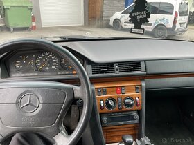 Mercedes W 124 300d - 7