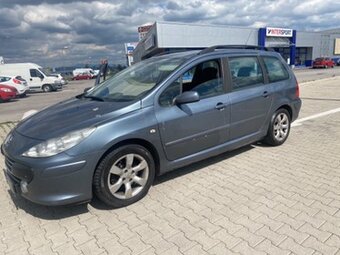 Predám Peugeot 307 combi 1.6hdi 66kw. 2007 - 7