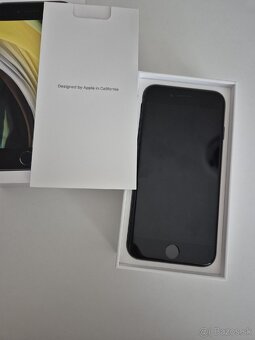 Iphone SE 2020 Black 64 GB - 7