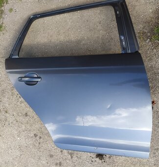 VW Golf 5 variant Golf 6 combi dvere prave zadne 1k9 - 7