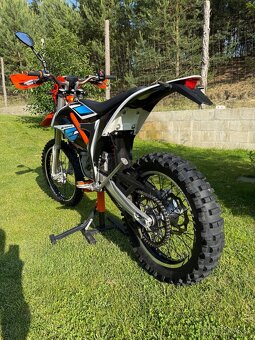 Ktm freeride e xc 2x bateria ŠPZ - 7