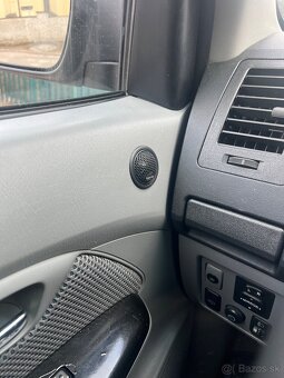 Hilux - 7