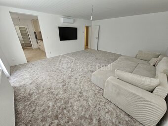 Priestranný, zrekonštruovaný 3 izbový byt 95 m2 plus … - 7