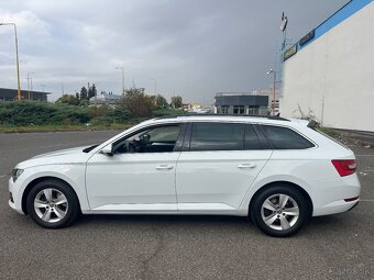 Škoda Superb 2.0 TDI Combi DSG Ambition - 7
