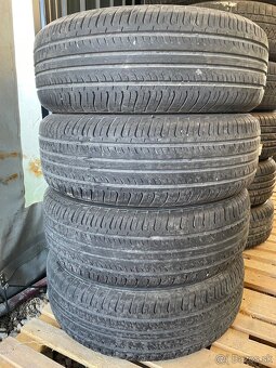 Pneu 225/60 r17 - 7