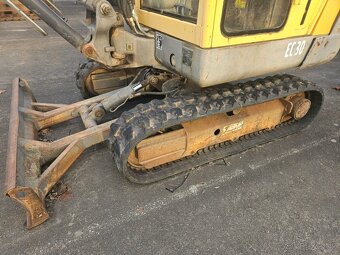 Minibagr pásový Volvo EC 30 - 7