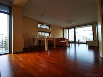 NA PREDAJ 3 IZBOVÝ BYT BRATISLAVA PASIENKY BAJKALSKÁ - 7