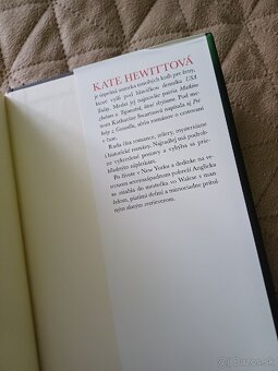 Hewittová Matkino zbohom Ustlane na ružiach Michalíková - 7
