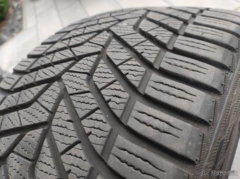 225/35 R19 Octavia 3 - 7