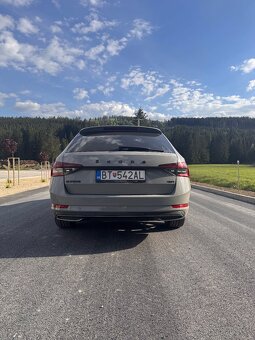 Škoda Superb Sportline 2.0 TDI DSG 4x4 147kW Virtual 4x4 - 7