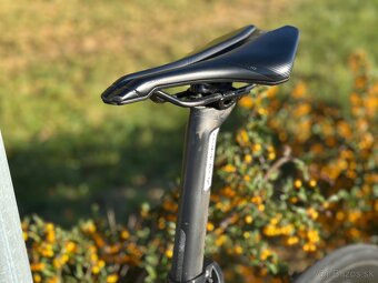 Predám cestný bicykel COLNAGO V3Rs 54s (56) - 7