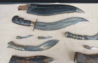 Zbierka vojenských Kukri nožov - regiment Gurkha - NEPÁL - 7