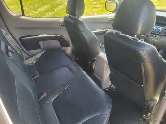 Mitsubishi l200 2,5 D 4×4 - 7