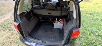 Volkswagen Touran - 7
