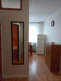 Prenajmem 1 izb.byt v centre KE-Palárikova 3 - 7