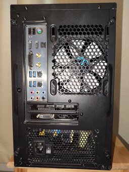 ▶️Mini ITX PC - i7 3,90Ghz/16GB/RX580 8GB▶️ - 7