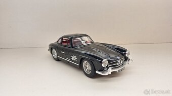 1:18 MERCEDES-BENZ 300SL - 7