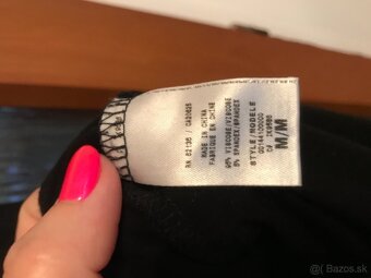 GUESS originál damske tricko z kapucnickou M - 7