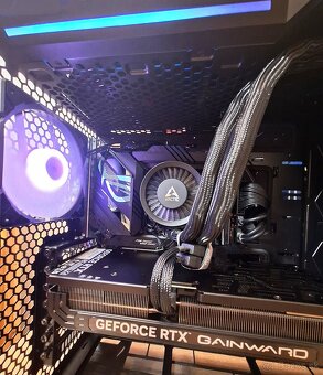 I5 14600KF/RTX4070Ti/DDR5 32GB/2+2TB/Fractal Torrent/Záruky - 7