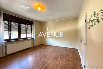 AVENUE | 5i RD s vinnou pivnicou, Svätý Jur, Prostredná ul., - 7