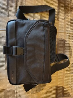 Zrkadlovka EOS 2000D - 7