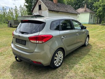 Kia Carens 1.6 GDi EX - 7