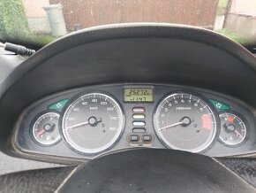Vymenim predam Honda S-wing 125 skuter stačí vodičsky B - 7