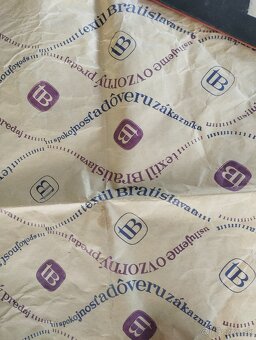 Hračky , baliaci papier - 7